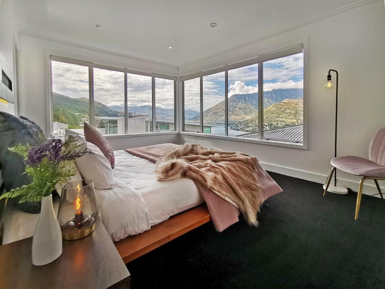 Luxe Home On The Hill Queenstown Exterior photo